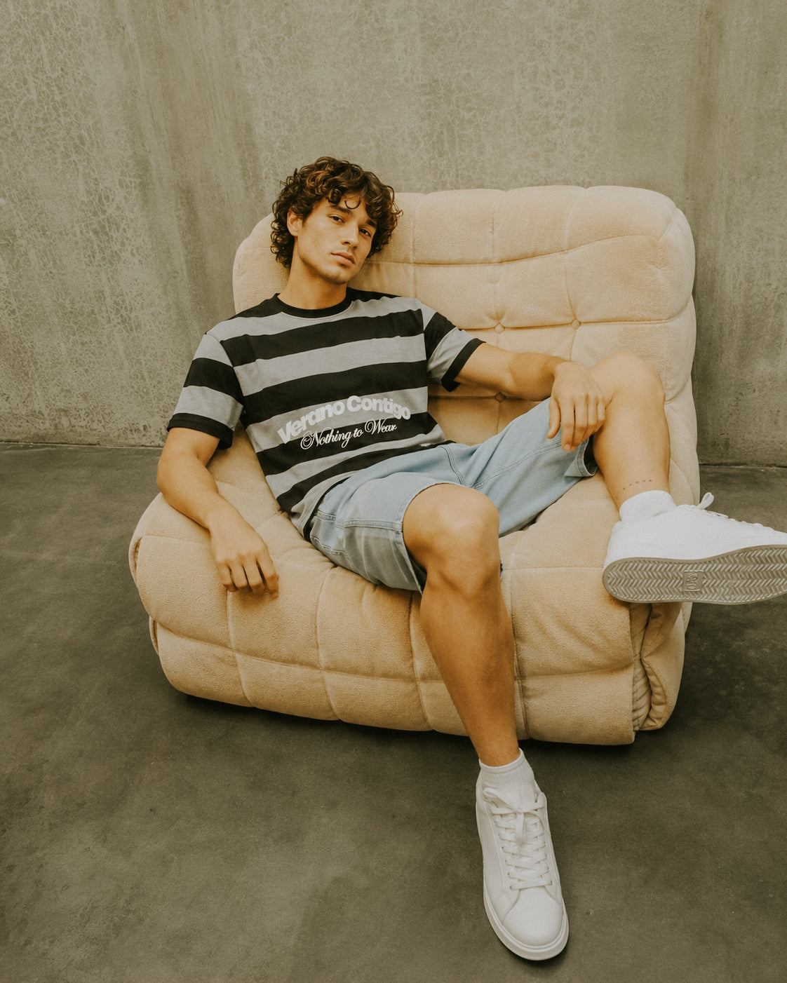 BLACK&GREY STRIPES T-SHIRT - VERANO CONTIGO