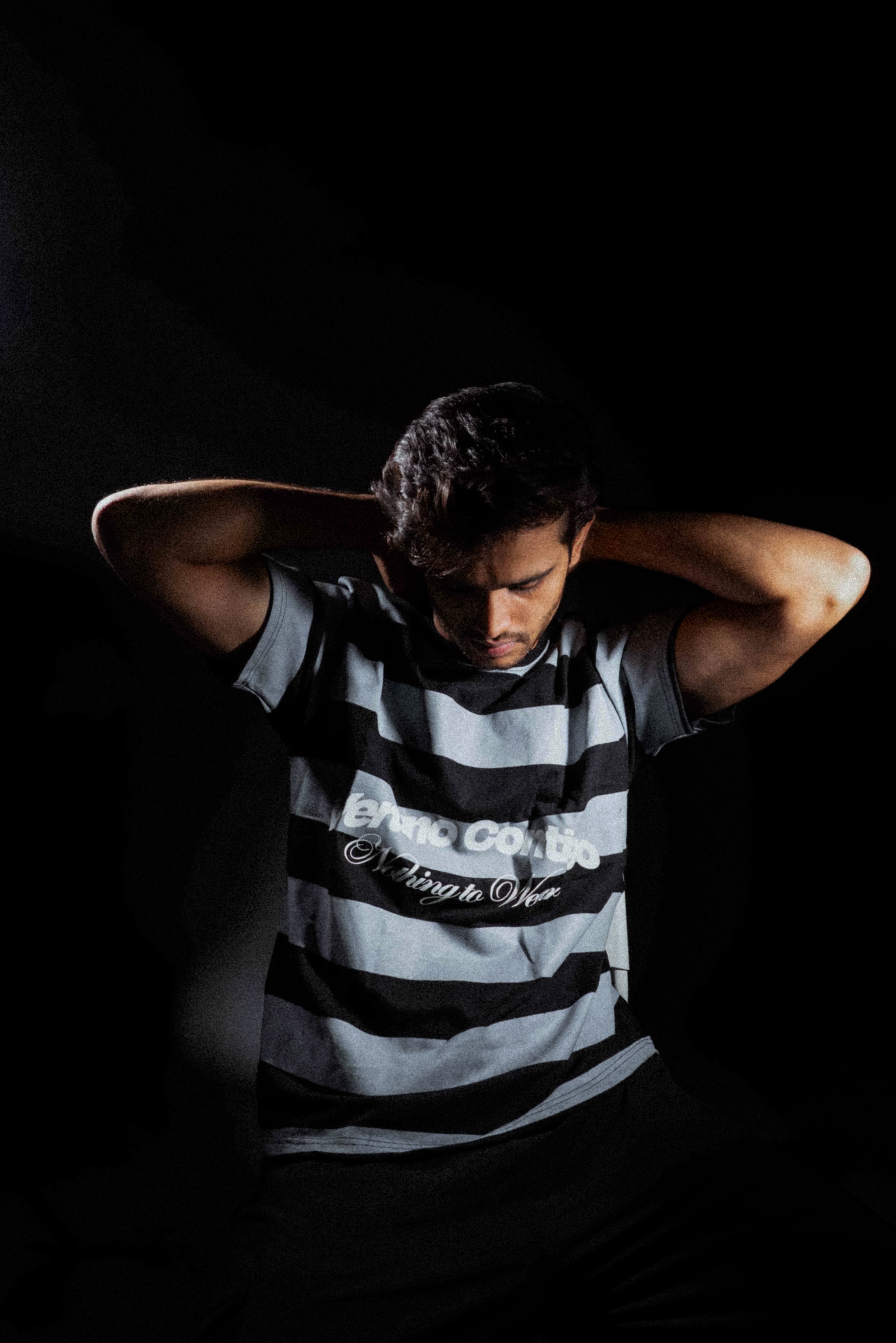 BLACK&GREY STRIPES T-SHIRT - VERANO CONTIGO